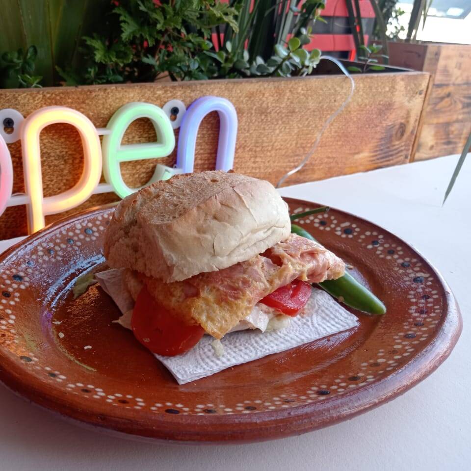 TORTA HUEVO CON JAMON