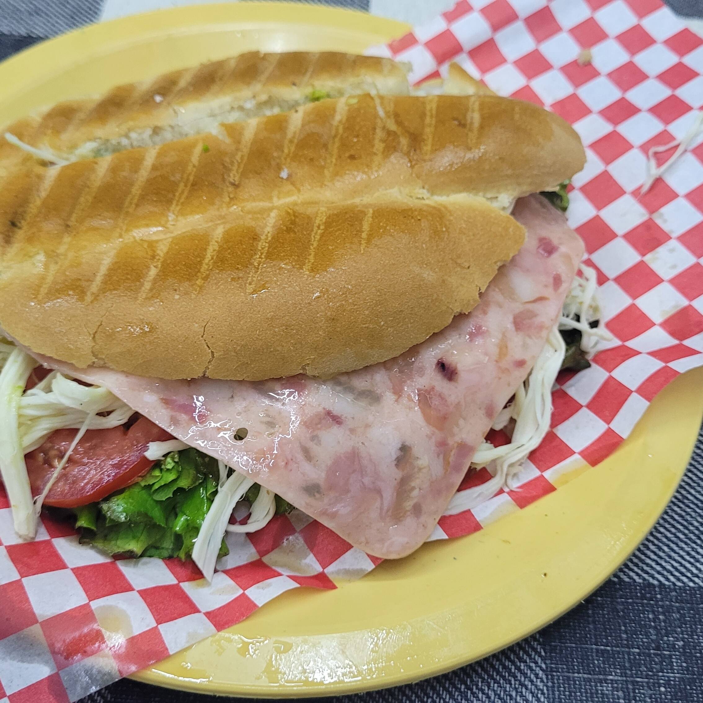 TORTA MEDIANA DE QUESO DE PUERCO