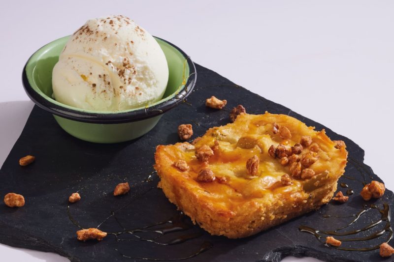 Tarta Manzana con Helado