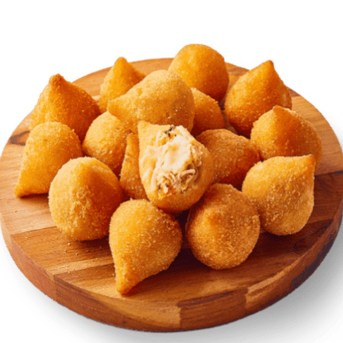 Serve de 4 a 5 pessoas aproximadamente.