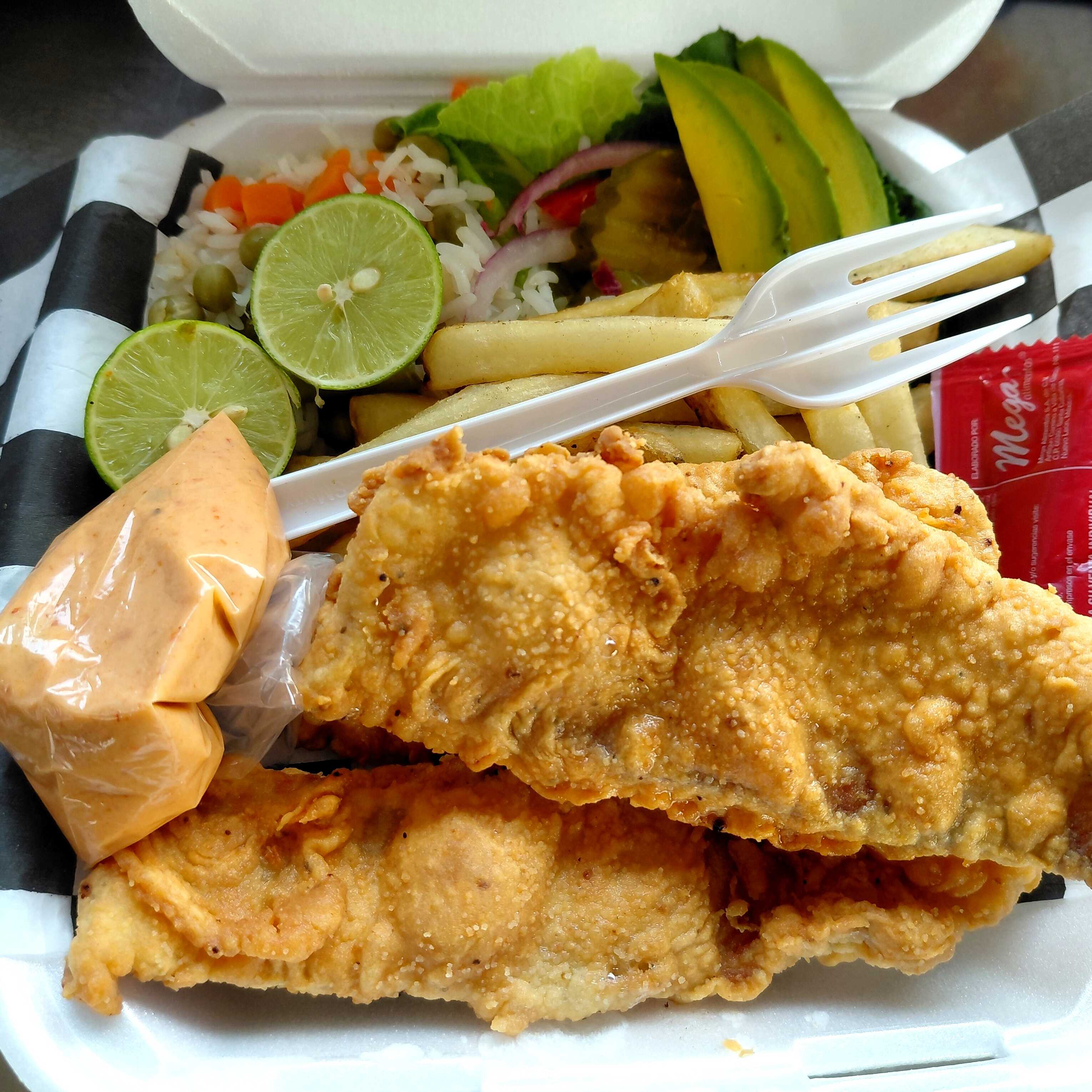 Filete de pescado empanizado