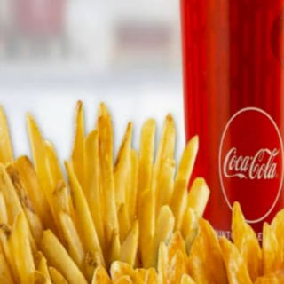 Papas a la Francesa y Bebida