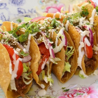 Orden de tacos dorados