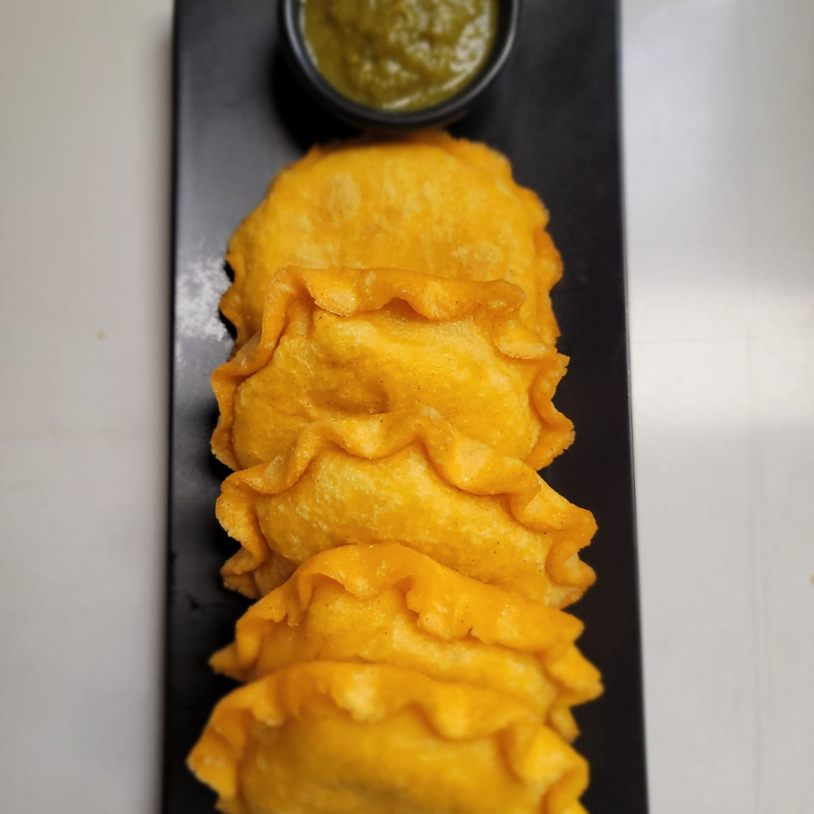 Orden de 5 Pasteles Fritos Colombiano