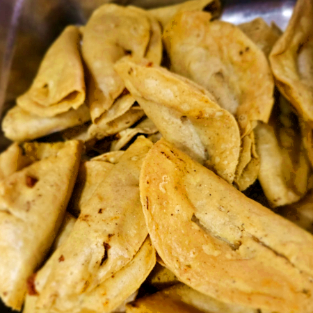 Taco Dorado Frijol con Carne