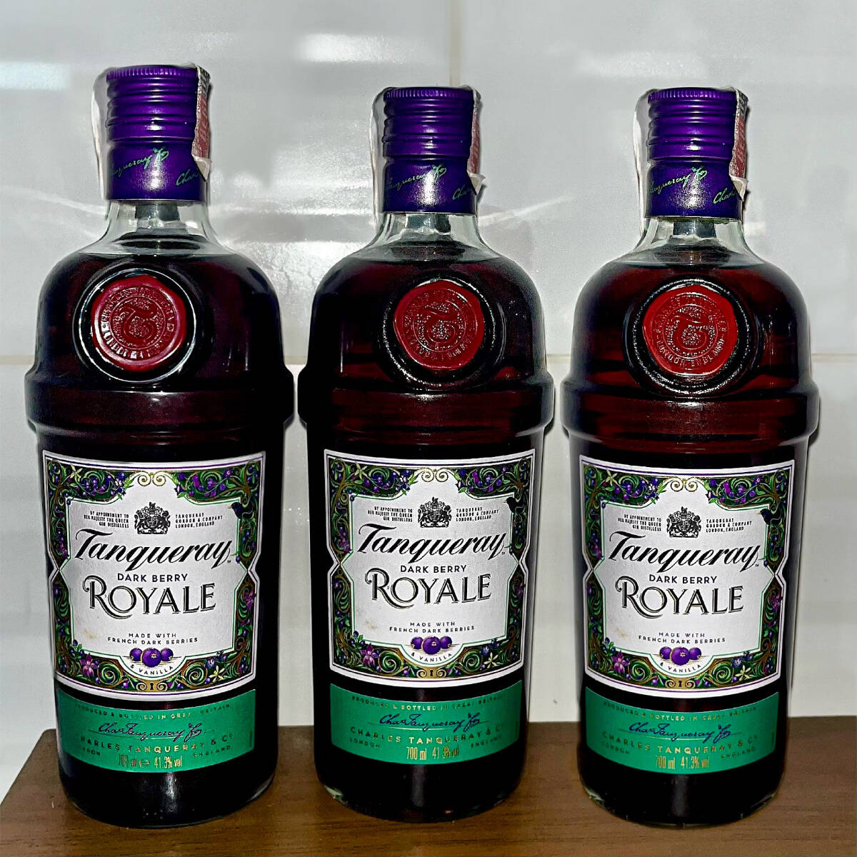Dose tanqueray royale com energético royale e gelo Royale