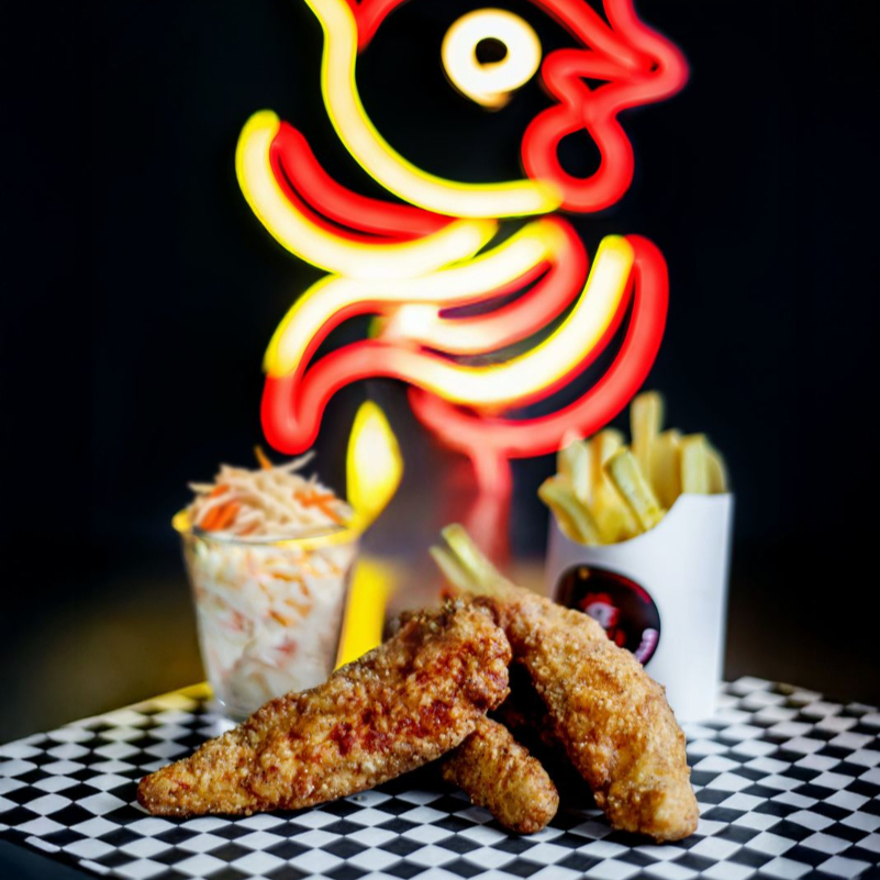 Combo 5 (Tenders 3 pzas + papas + ensalada)