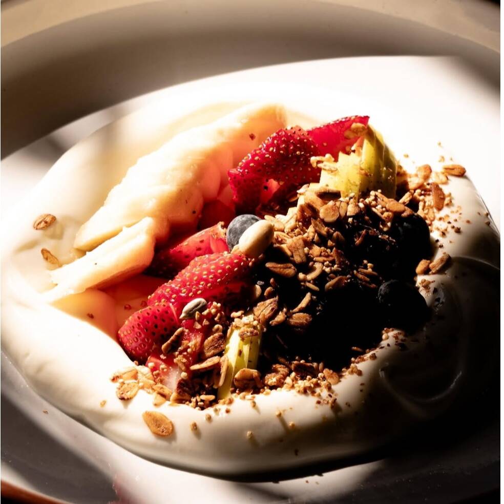 Fruta con Yogurt