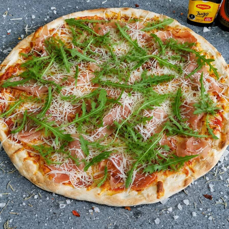 Pizza Pharma Grande 8 rebanadas