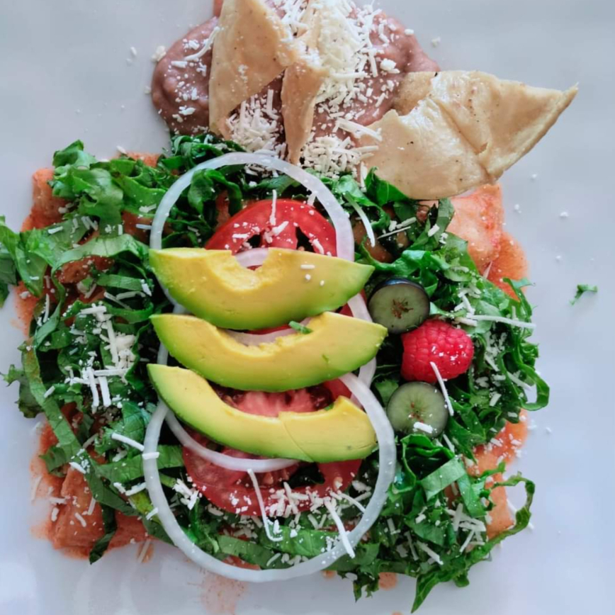 Enfrijoladas con chipotle
