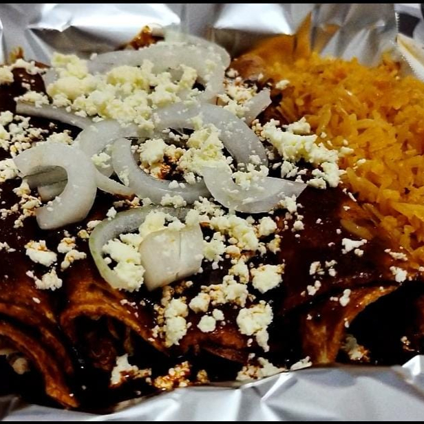 Enchiladas de Mole