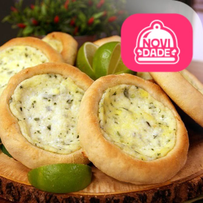 10 unidades de esfihas de queijo fresco