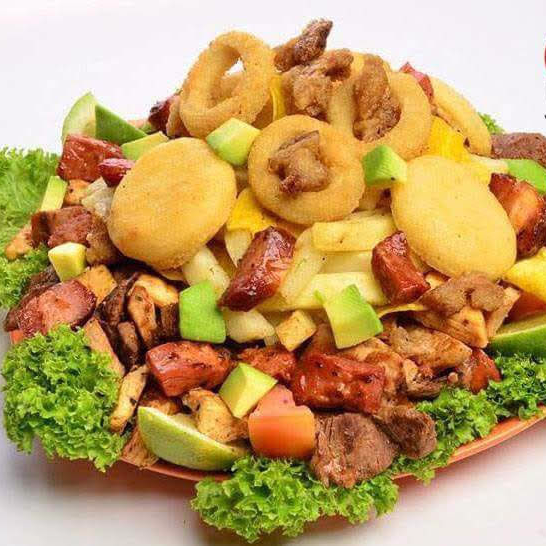SUPER PICADA FAMILIAR (6 Personas) + Bebidas