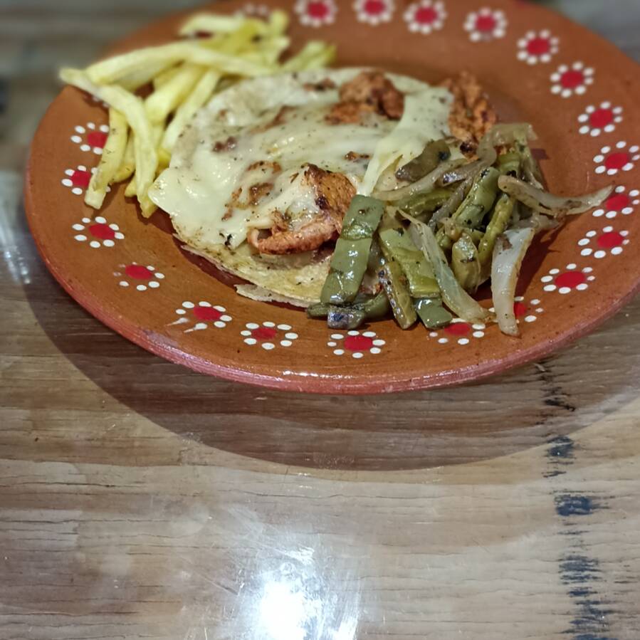 Taco de Enchilada con Queso Manchego