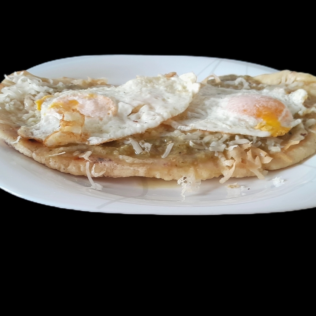 Huarache con 2 Huevos al Gusto