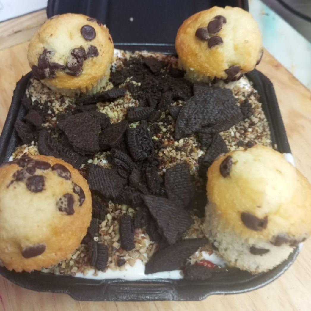 Mini Muffins Con Fresas Y Crema