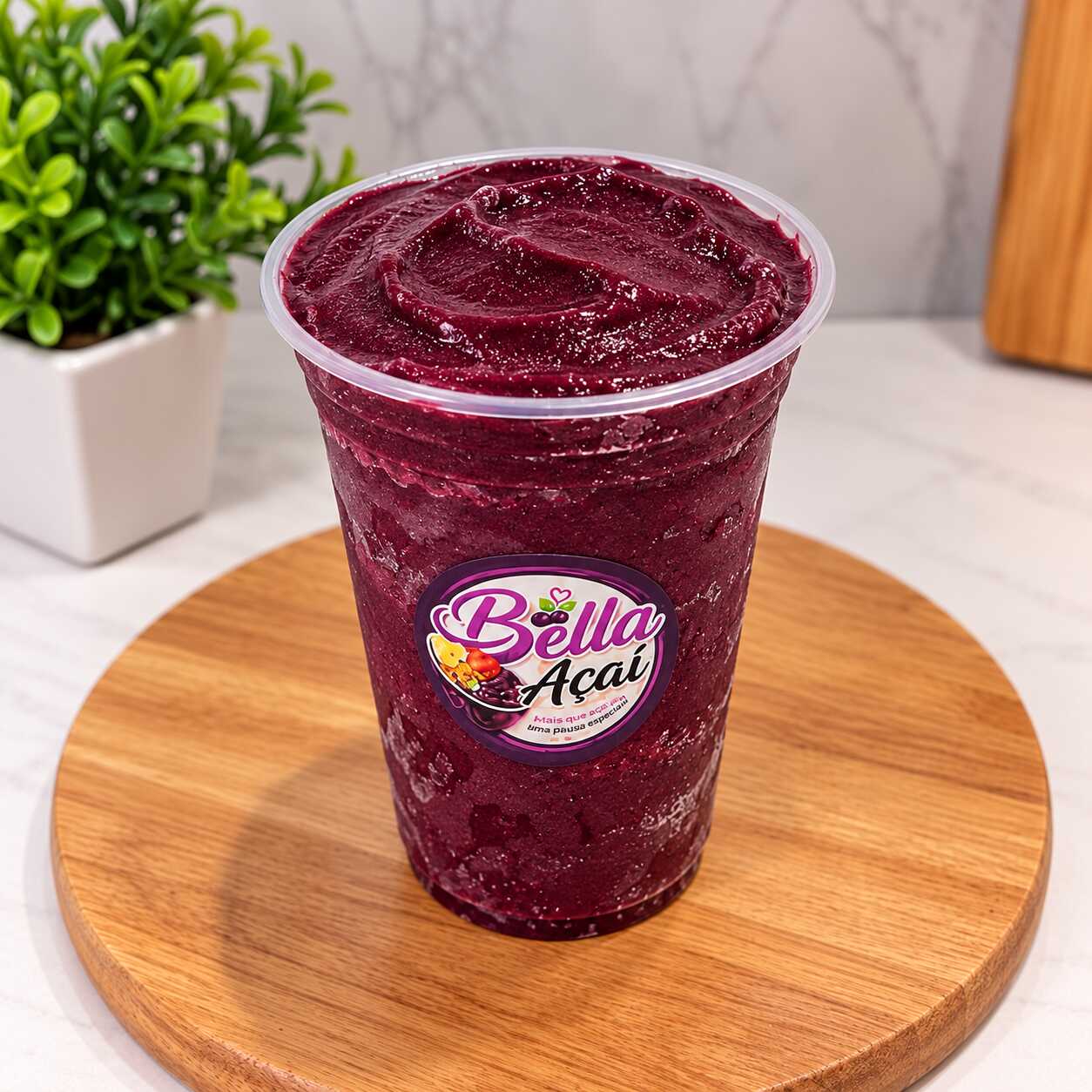 Nosso açaí premium, cremoso e saboroso, servido puro para você aproveitar todo o sabor do açaí. Sem acompanhamentos.