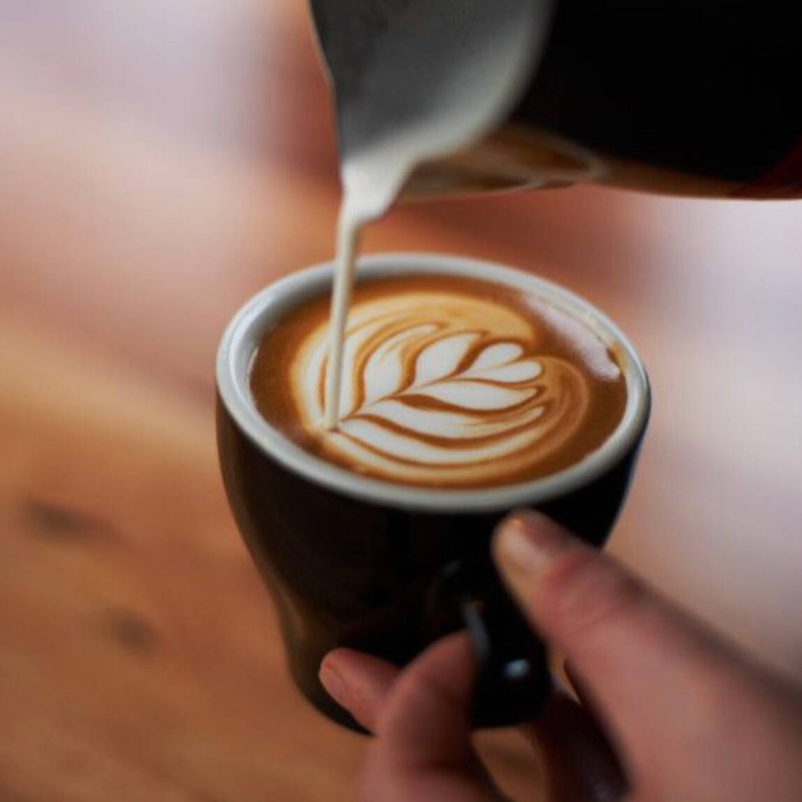 Latte Caliente 16 oz