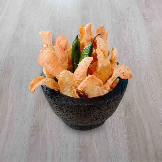 Molcajete de Chicharrón de Pescado