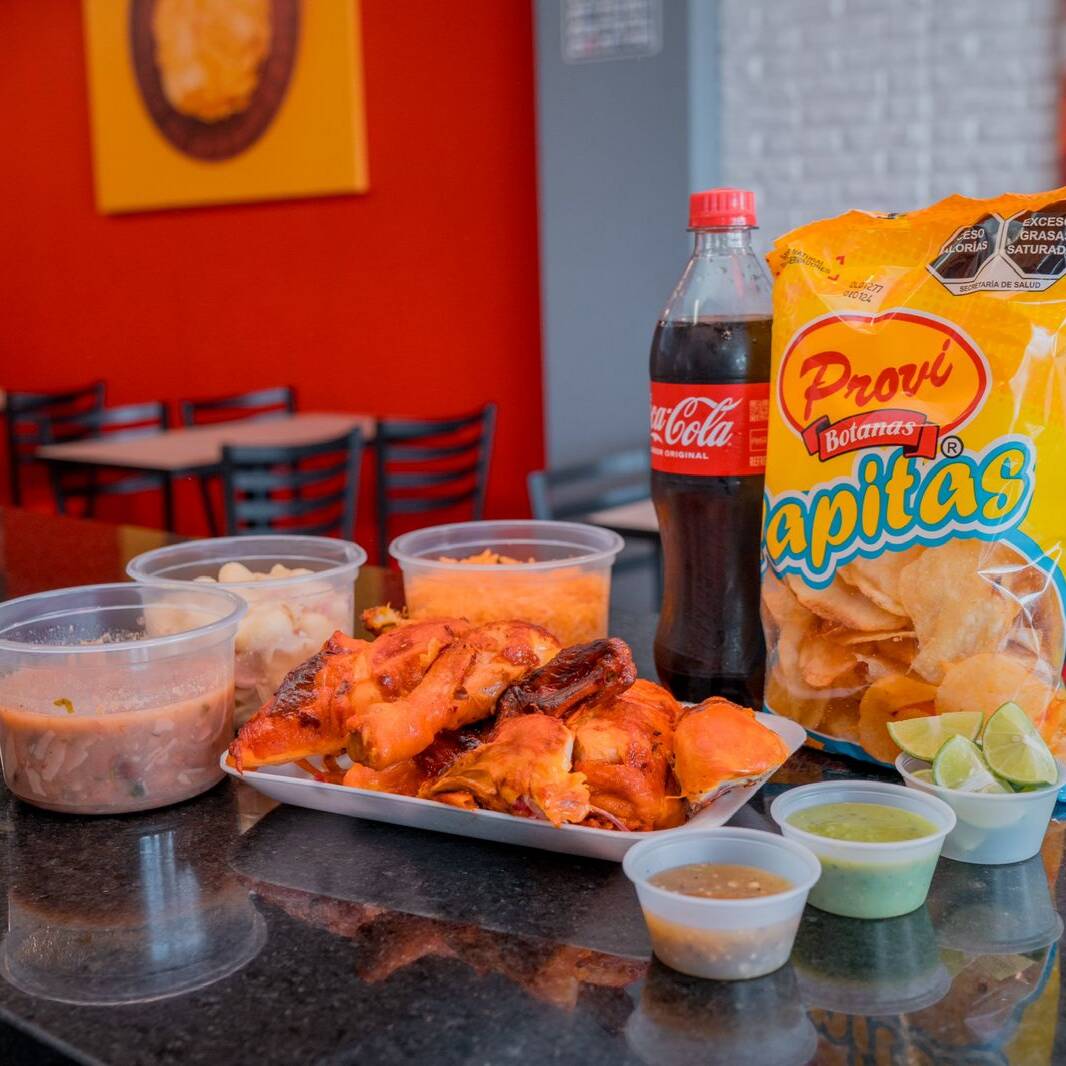 Paquete Pollo (8 Pz) GRATIS 1 Coca Cola 1.75 Ml m