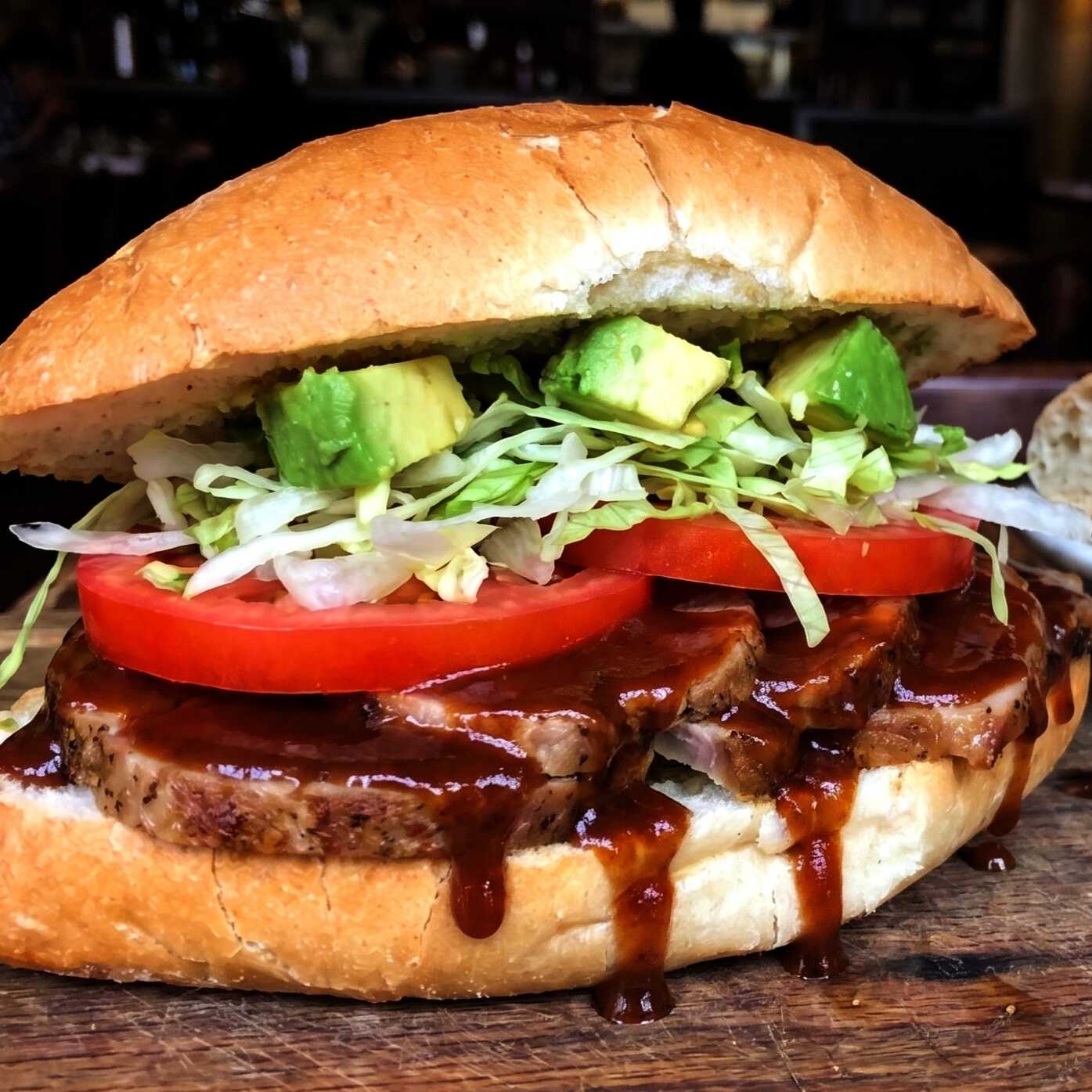 BAGUETTE DE PIERNA ADOBADA