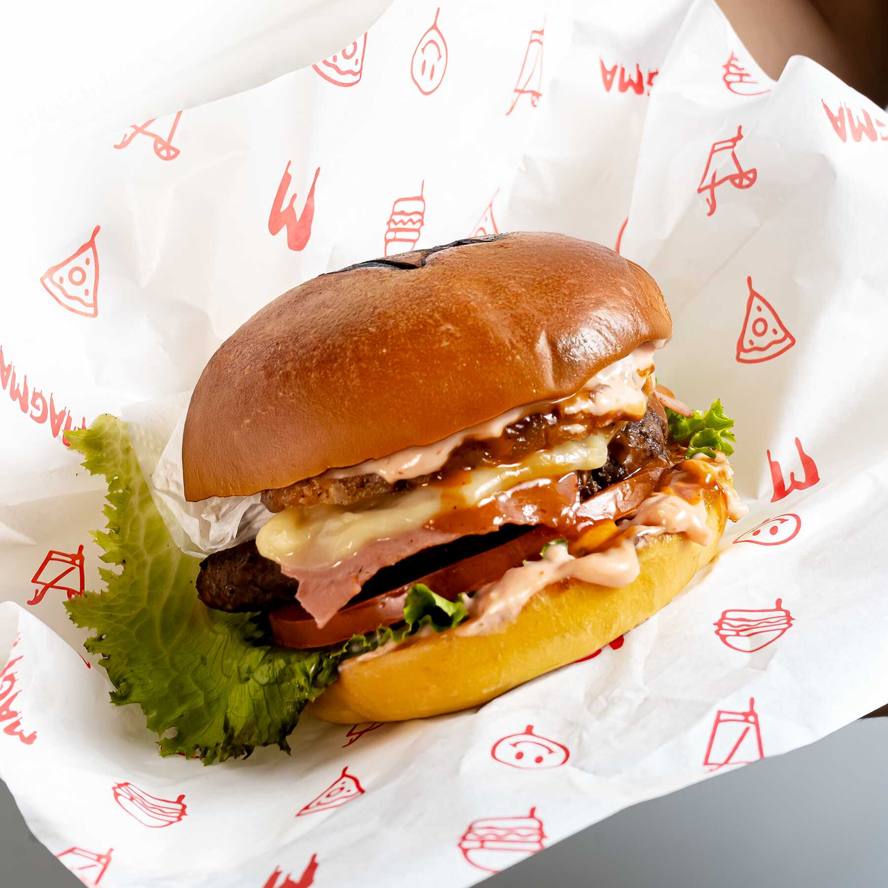 TROPIC THUNDER BURGUER