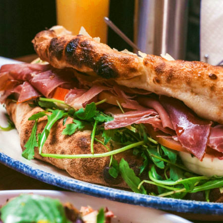 Pizza Calzone Aperto