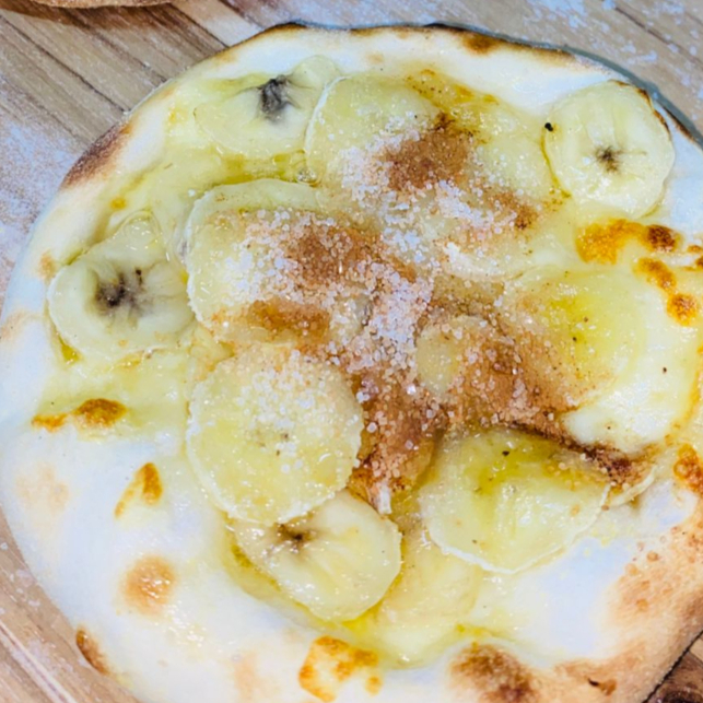 muçarela, Banana, açúcar e Canela