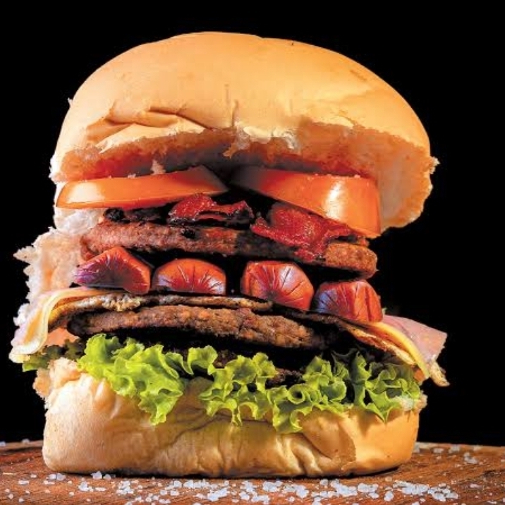 HAMBURGUESA CORDON BLUE  + POSTRE GRATIS