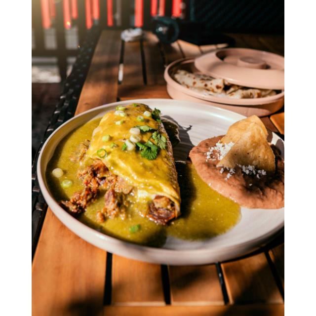 OMELET CHICHARRÓN PRENSADO