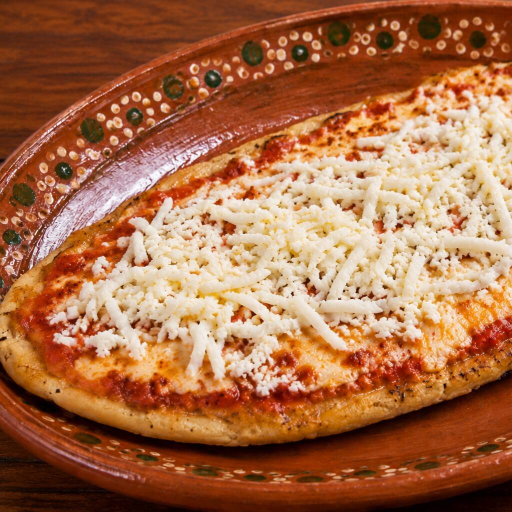 Huarache El Quesi