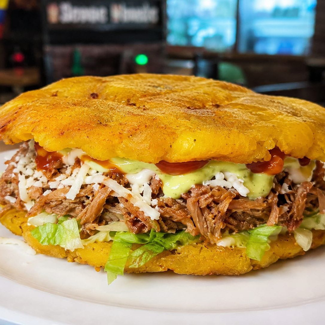 Patacón de Cochino Frito