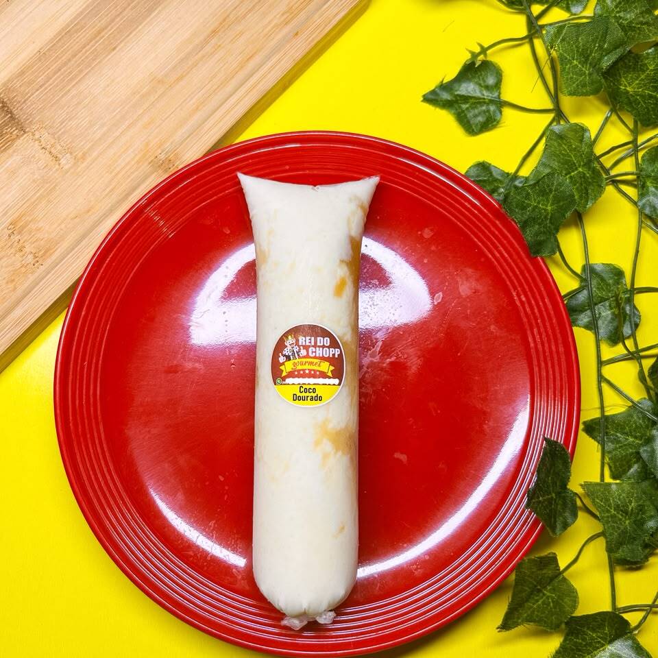 Deliciosa base no sabor coco, com uma irresistível geleia de cupuaçu.