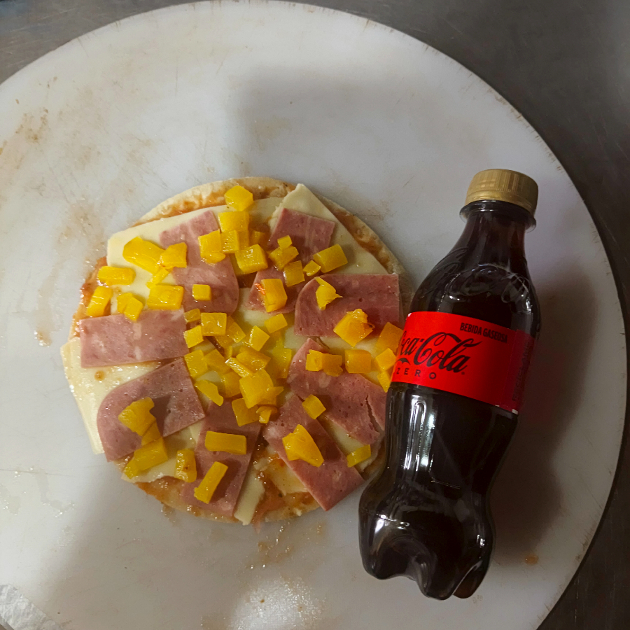 Pizzeta Porcion Hawaiana +coca Cola Mini250ml