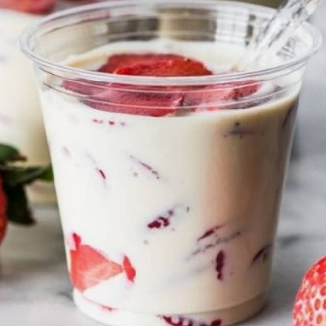 FRESAS CON CREMA