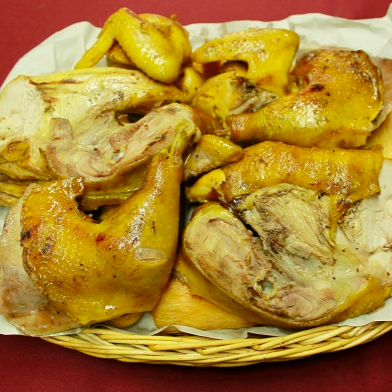 Combo # 1: Media Gallina + gaseosa 1.5 lts