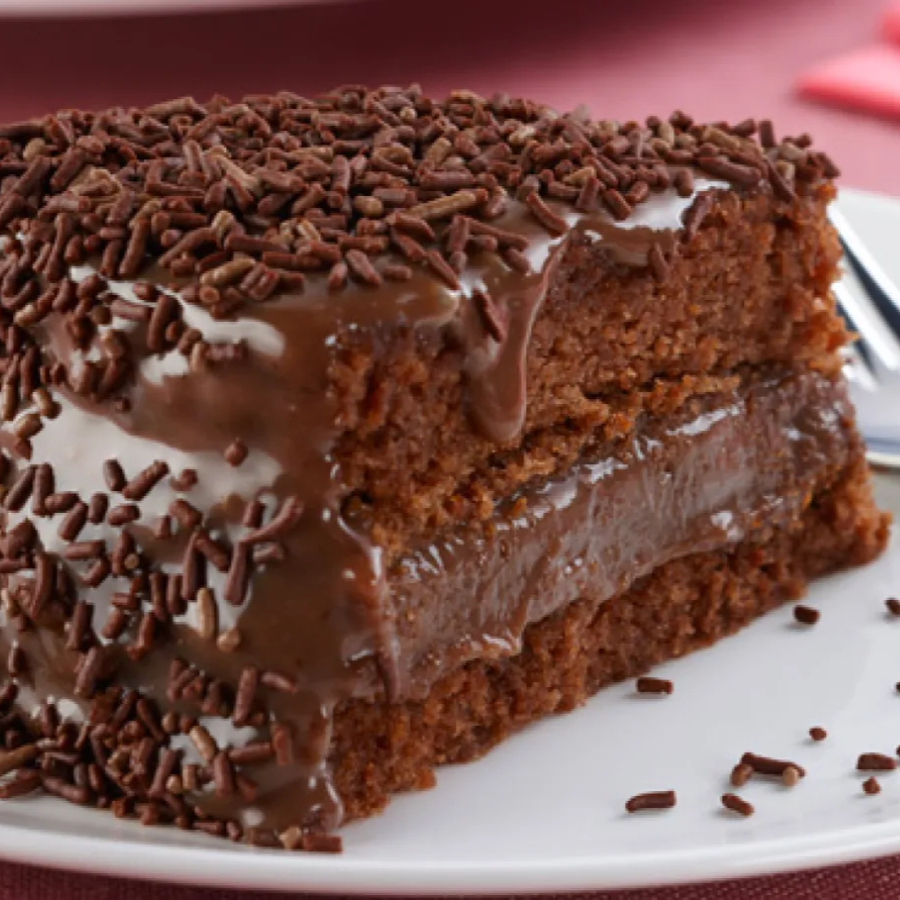 Bolo de chocolate com recheio de chocolate