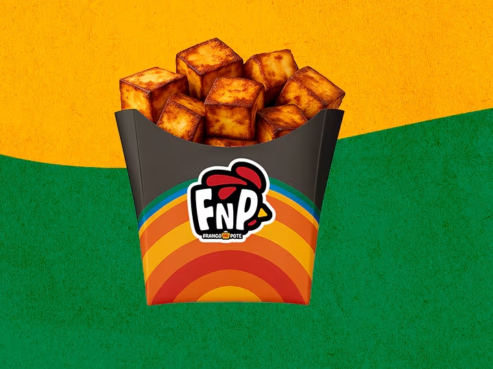 Brasilidade crocante: porção de queijo coalho, dourado por fora, macio por dentro e cheio de sabor. Uma explosão irresistível para acompanhar qualquer pedido.