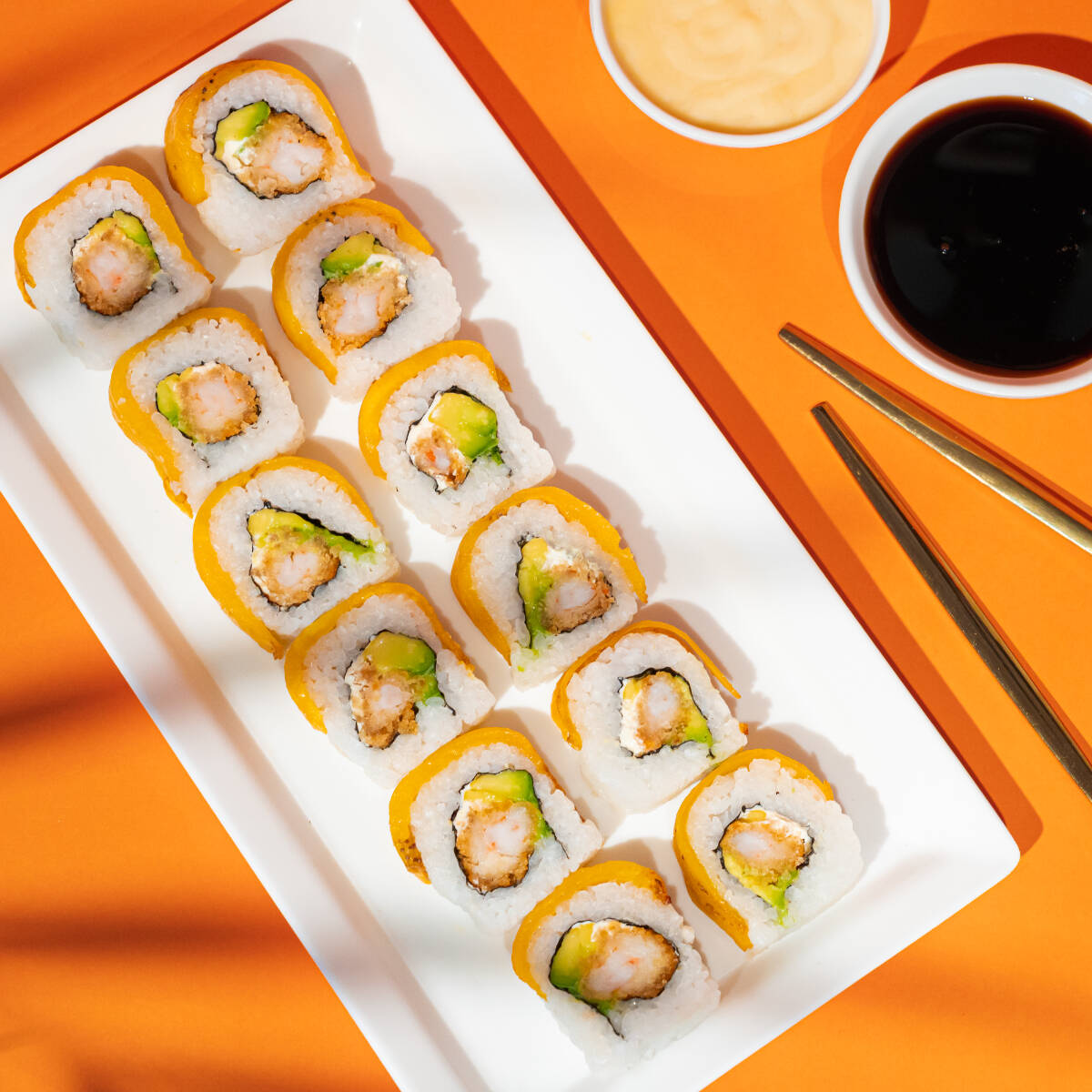 12 Bocados de Sushi Camarón Tropical