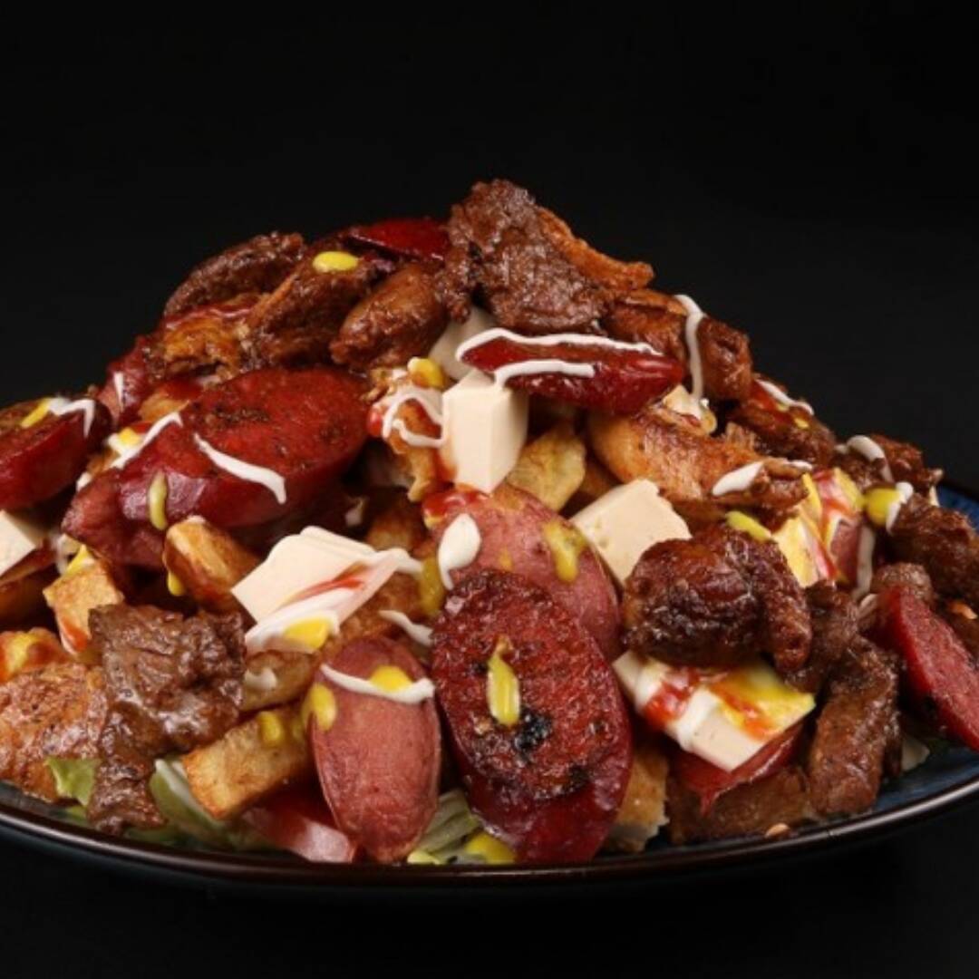 SALCHIPAPA MEGA ESPECIAL