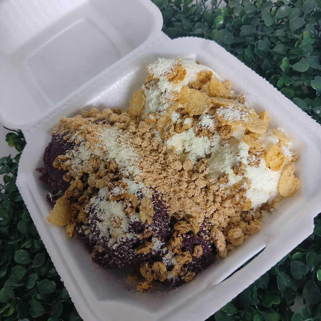 CUPUAÇU TRÍBUS + AÇAÍ CREMOSO( MEIO A MEIO)
ESCOLHA 4 COMPLEMENTOS GRÁTIS, 1 CALDA E 1 FRUTA 🥰😋