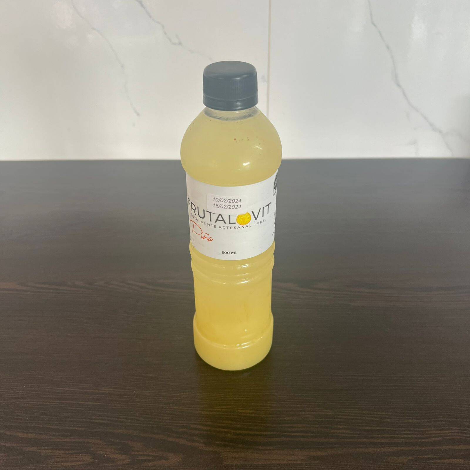 Agua Piña
