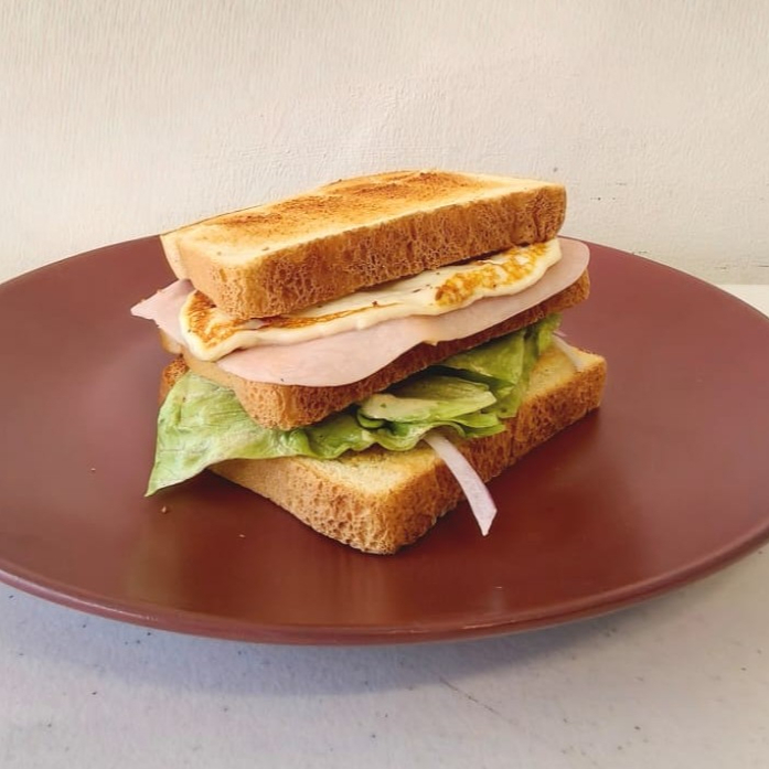 Sandwich Jamón y Queso