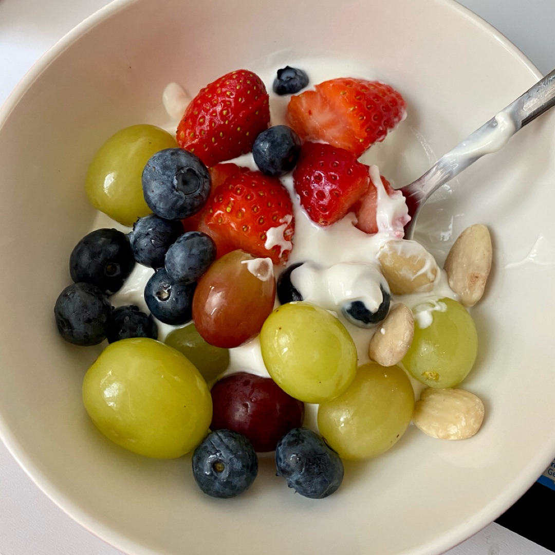 Yogurt con Fruta