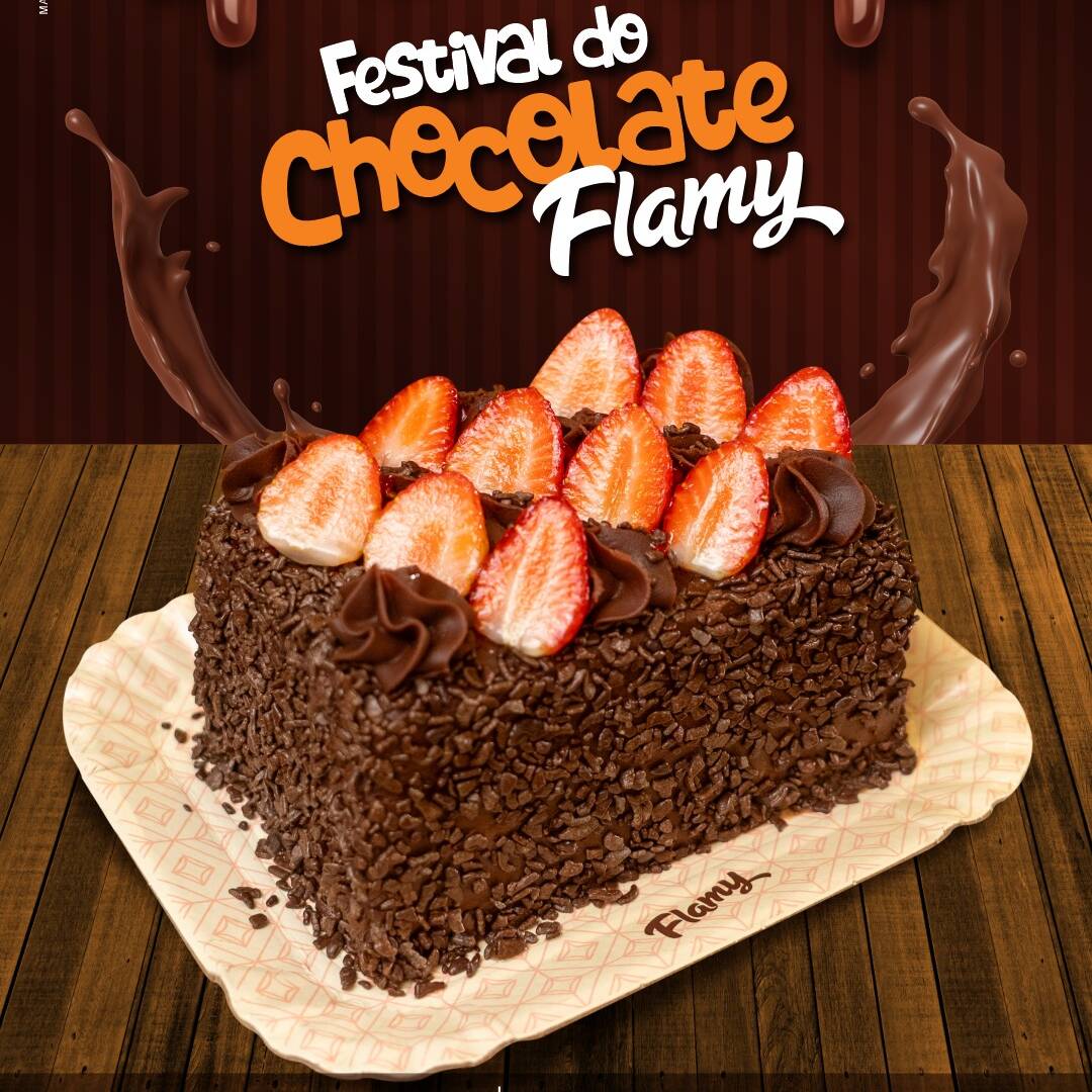 Massa de pão de ló de chocolate recheado com duas camadas de brigadeiro cremoso com morangos.
Serve 6 pessoas