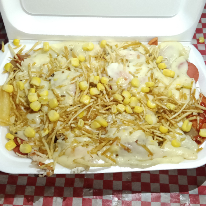 Salchipapa Combinada