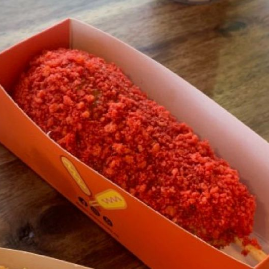Banderilla Flamin Hot Queso