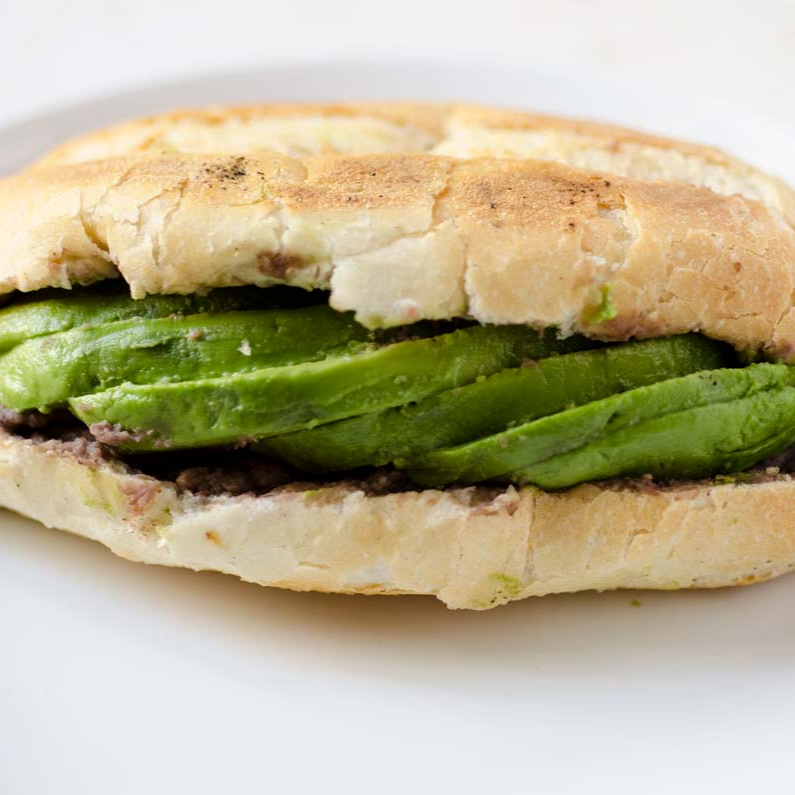 Lonche de Aguacate