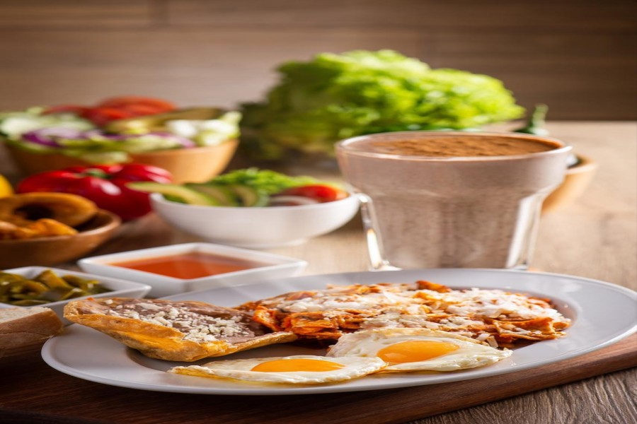 CHILAQUILES ROJOS