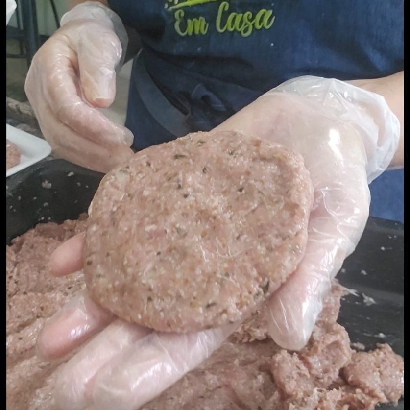 Carne de boi (patinho) e trigo
